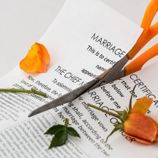 Who Divorces Whom, And Why? The Behaviours of Women and Men in Divorce.